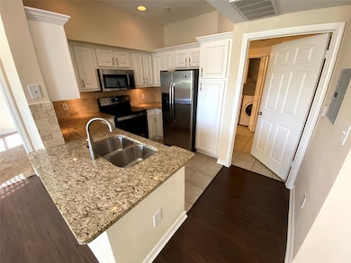 1919 Post Oak Park Dr unit 5326, Houston, TX 77027 - photo 4