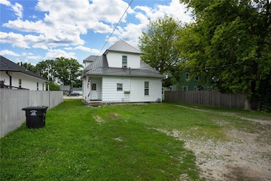 702 W Fayette Ave, Effingham, IL 62401 - photo 4