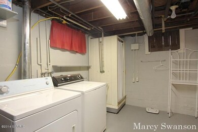 2035 Duiker Ave NE, Grand Rapids, MI 49505 - photo 7