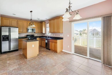 11-Breakfast to Kitchen