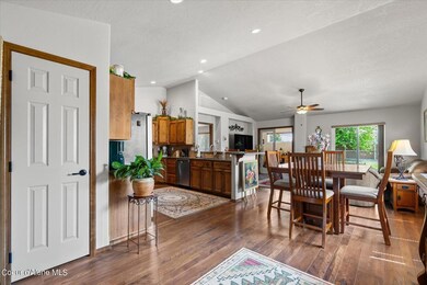 Entry to Open Living Area