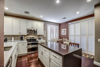 KITCHEN 4