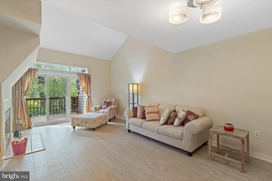 9409 Hickory Limb, Columbia, MD 21045 - photo 4