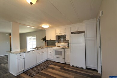 2010 SW 3rd St unit 26, Corvallis, OR 97333 - photo 6