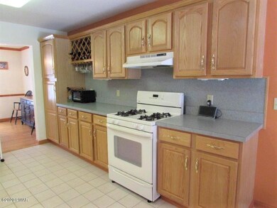 113 Hillside Dr, Hawley, PA 18428 - photo 7