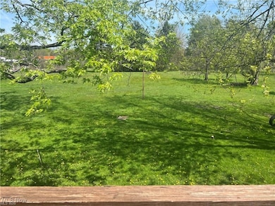 17251 Howe Rd, Strongsville, OH 44136 - photo 2