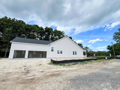 3 Car Garage