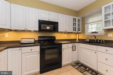 7325 Eden Brook Dr, Columbia, MD 21046 - photo 5