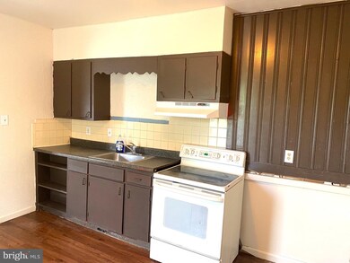 725 W Broad St unit 3, Quakertown, PA 18951 - photo 5