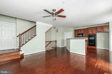 3503 Carriage Walk Ln unit 51-E, Laurel, MD 20724 - photo 4