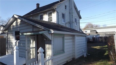 126 Washington St, Freemansburg, PA 18017 - photo 2