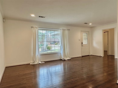 2019 Libbey Dr, Houston, TX 77018 - photo 6