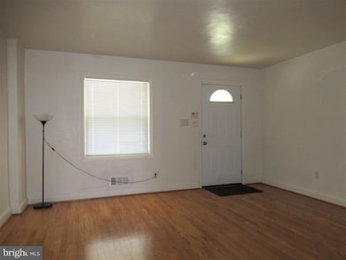 2151 Coralthorn Rd, Middle River, MD 21220 - photo 3