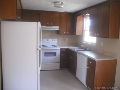 3417 Hunter Ln, Hayes, VA 23072 - photo 3