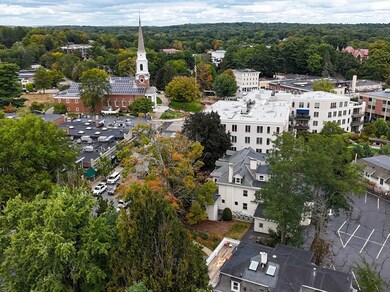 594 Washington St unit 7, Wellesley, MA 02482 - photo 5