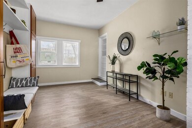 12 Suzanne Dr, Portsmouth, NH 03801 - photo 7