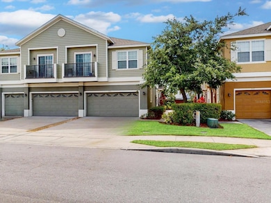 1933 Estancia Cir, Kissimmee, FL 34741 - photo 3