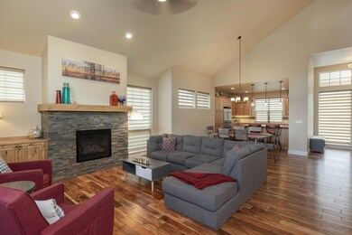 11129 Desert Sky Loop, Redmond, OR 97756 - photo 2