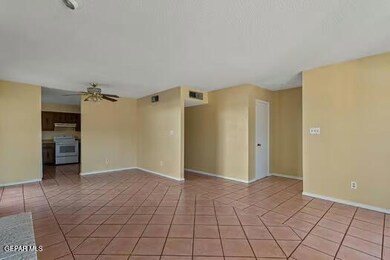 1810 Jack Nicklaus Dr, El Paso, TX 79935 - photo 6