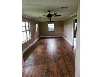 4844 Metropolitan Dr, New Orleans, LA 70126 - photo 5