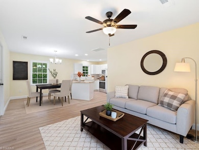 1008 E Brookline St, Winston Salem, NC 27107 - photo 2