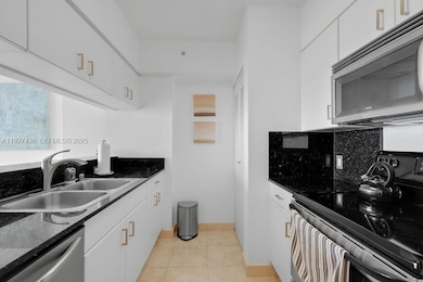 BayView Terraces unit 1004D, North Bay Village, FL 33141 - photo 6