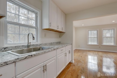 398 Spotswood Gravel Hill Rd, Monroe Township, NJ 08831 - photo 3