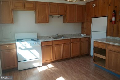 1319 Dalton Rd, Parkville, MD 21234 - photo 7