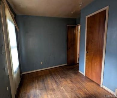 20542 Ashton Ave, Detroit, MI 48219 - photo 5