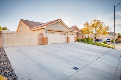 RV PARKING AND OVERSIZED DRIVE WAY