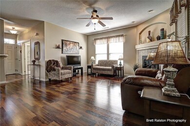 19 Glenbrook Ln, Bella Vista, AR 72715 - photo 6