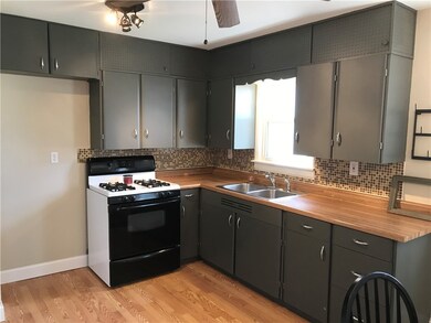 913 N 29th St, Mattoon, IL 61938 - photo 5