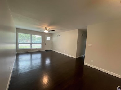 1407 SW 29th St, Topeka, KS 66611 - photo 3