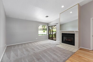 687 Ridge Rim Way St George UT-large-004