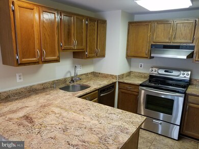 20207 Lea Pond Place, Montgomery Village, MD 20886 - photo 5