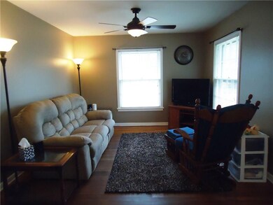 1301 Pennsylvania St, Columbus, IN 47201 - photo 3