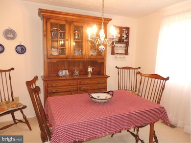 9407 Erin Ave, Walkersville, MD 21793 - photo 5