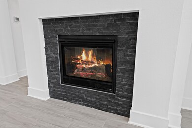 17799 Misty Brook Ln, Conroe, TX 77302 - photo 5