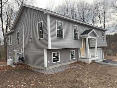 15 Bartlett St, Epping, NH 03042 - photo 4