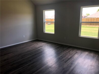 965 Ethan James St, Elkins, AR 72727 - photo 3