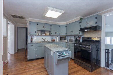 107 Vera St, Warwick, RI 02886 - photo 5