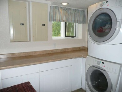 3507 Willapa Rd, Raymond, WA 98577 - photo 5