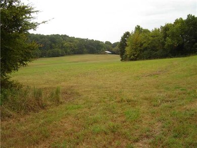 ROLLING OPEN LAND FROM MIDDLE OF LAND LOOKING TORW
