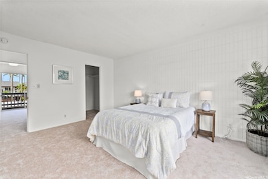 Primary Bedroom w/ walk in closet