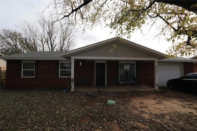 904 Parkview Dr, Cushing, OK 74023 - photo 2
