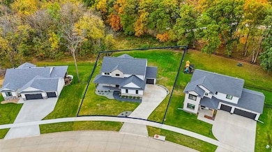 1504 Legend Dr, Tiffin, IA 52340 - photo 2