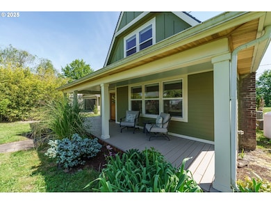 510 N Kutch St, Carlton, OR 97111 - photo 5