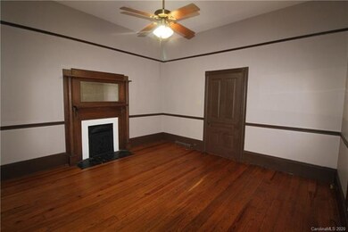 233 N Kelly St, Statesville, NC 28677 - photo 6