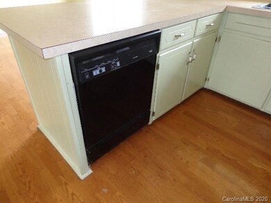 169 3rd Creek Rd, Statesville, NC 28677 - photo 5