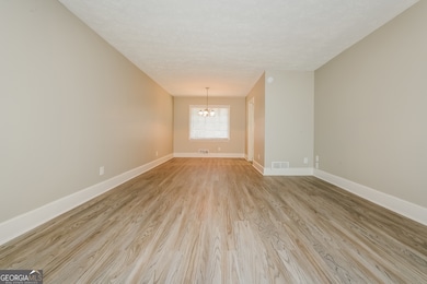 17 Juliana Ct, Ellenwood, GA 30294 - photo 2